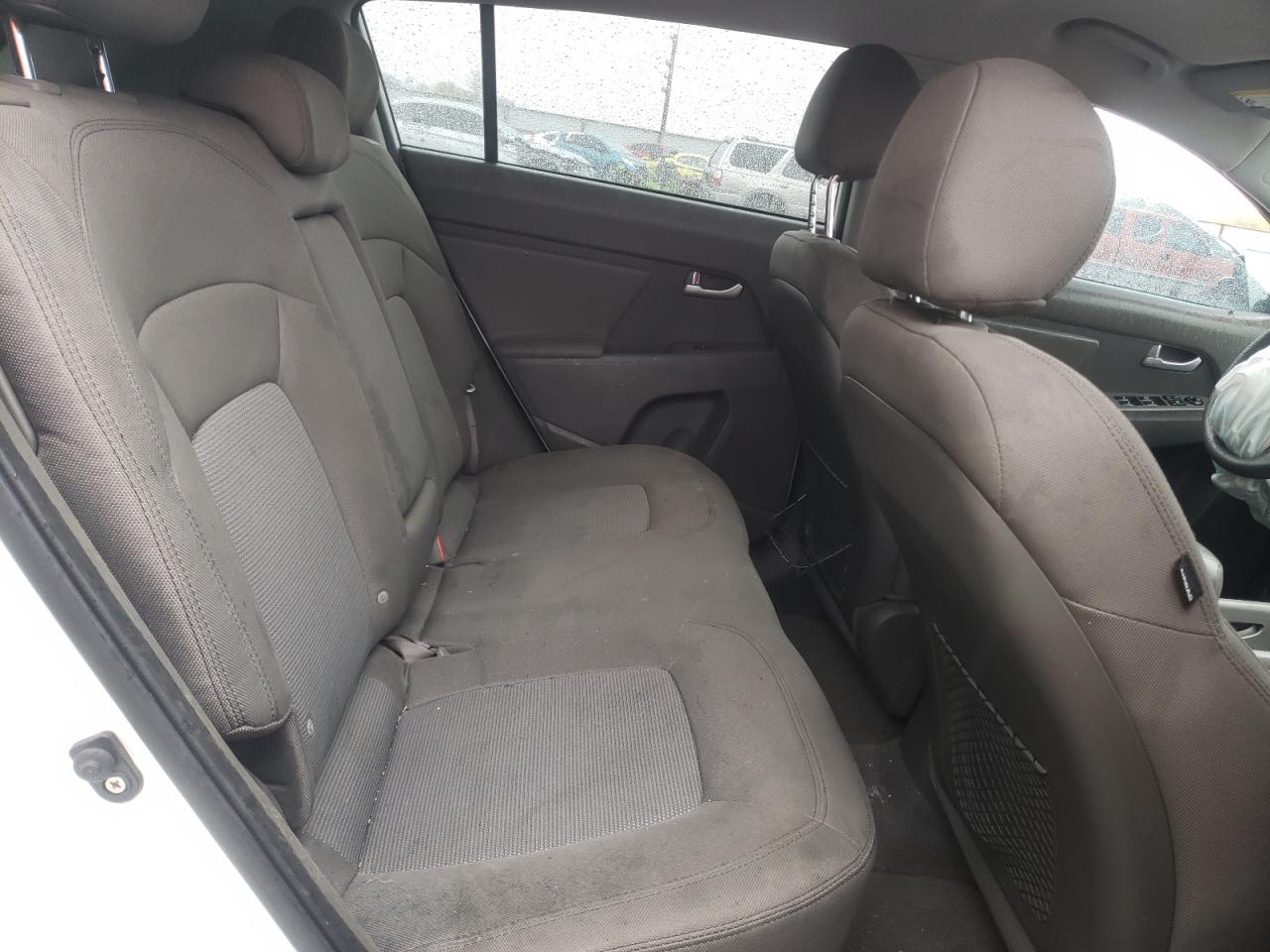 Photo 6 from auction – 2015 KIA SPORTAGE L with VIN KNDPBCAC1F7700161