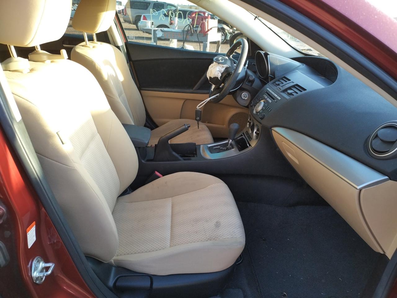 Фото 5 с аукциона – 2011 MAZDA 3 I с VIN JM1BL1VG8B1383288