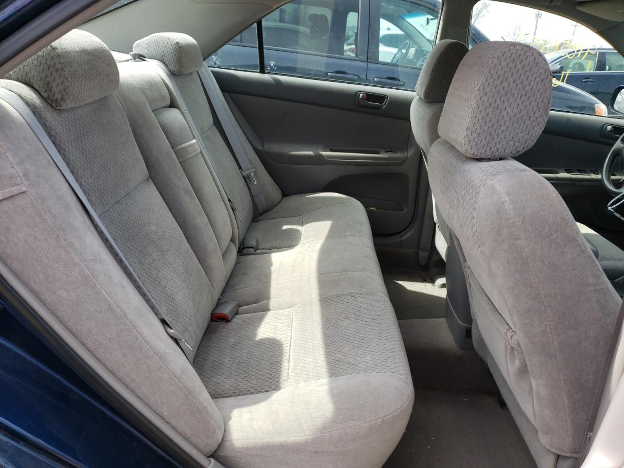 Photo 6 from auction – 2004 TOYOTA CAMRY LE with VIN 4T1BE32K84U361304