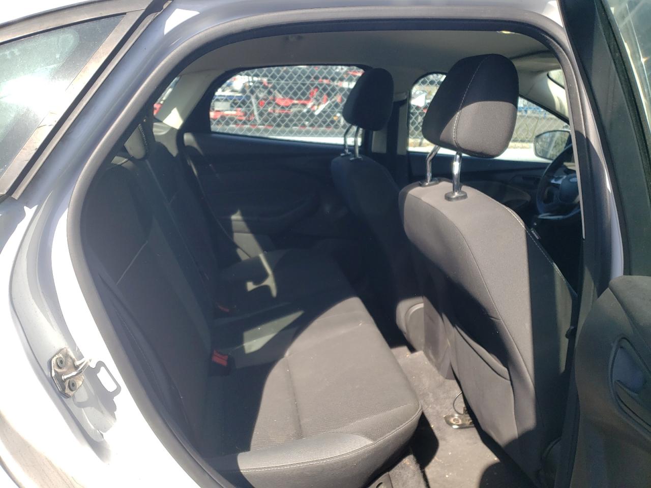 Photo 6 from auction – 2012 FORD FOCUS SE with VIN 1FAHP3F23CL278313