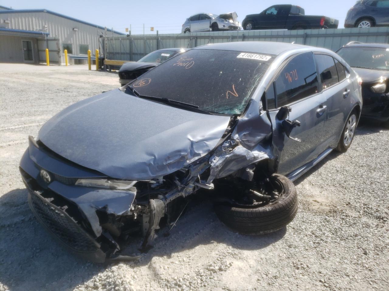 Photo 2 from auction – 2020 TOYOTA COROLLA LE with VIN 5YFEPRAE4LP093244