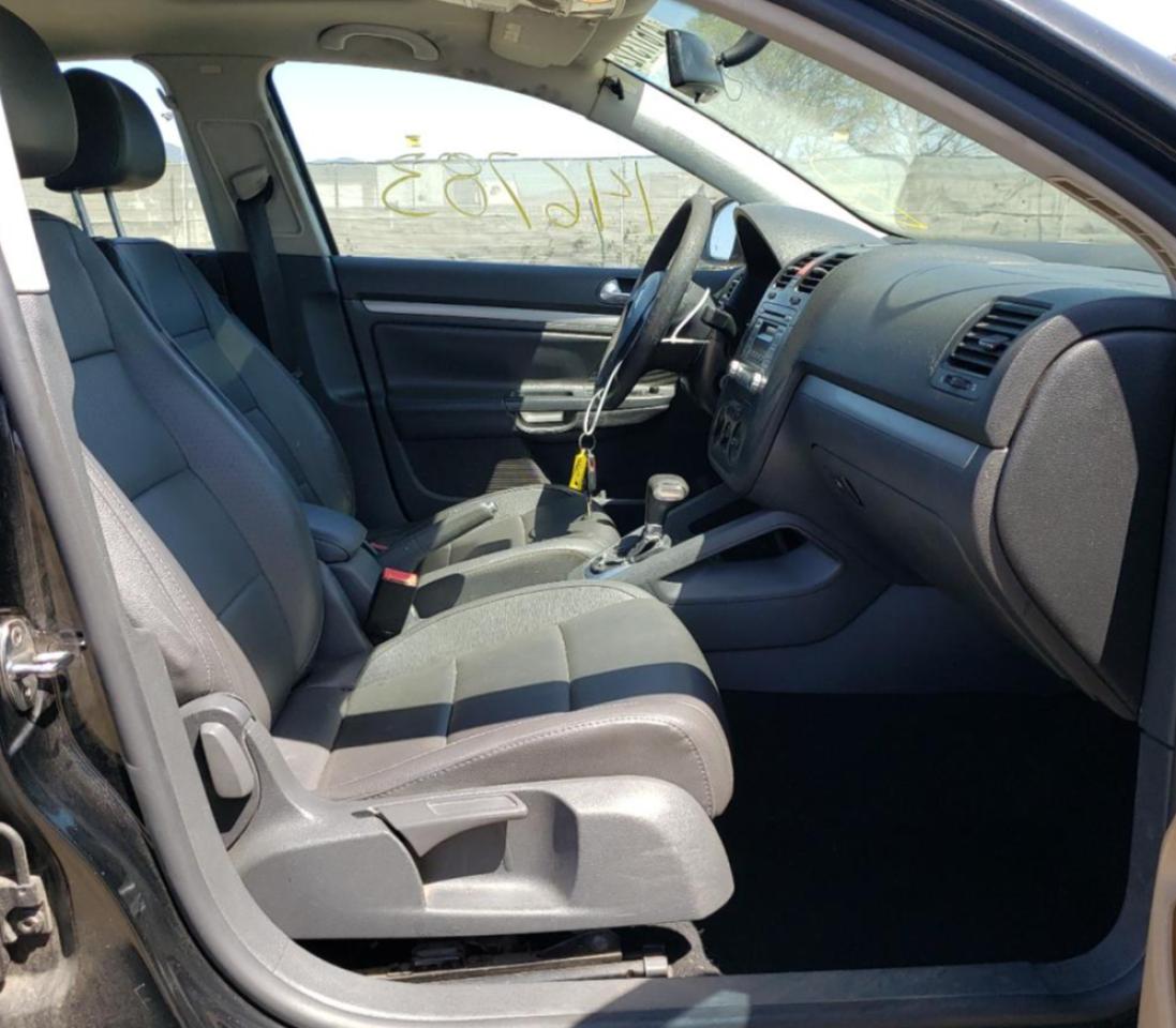 Photo 5 from auction – 2007 VOLKSWAGEN JETTA with VIN 3VWEG71K07M068202