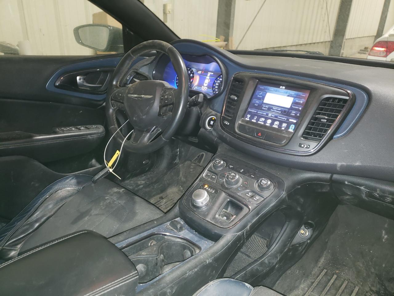 Photo 9 from auction – 2015 CHRYSLER 200 S with VIN 1C3CCCDG9FN525233