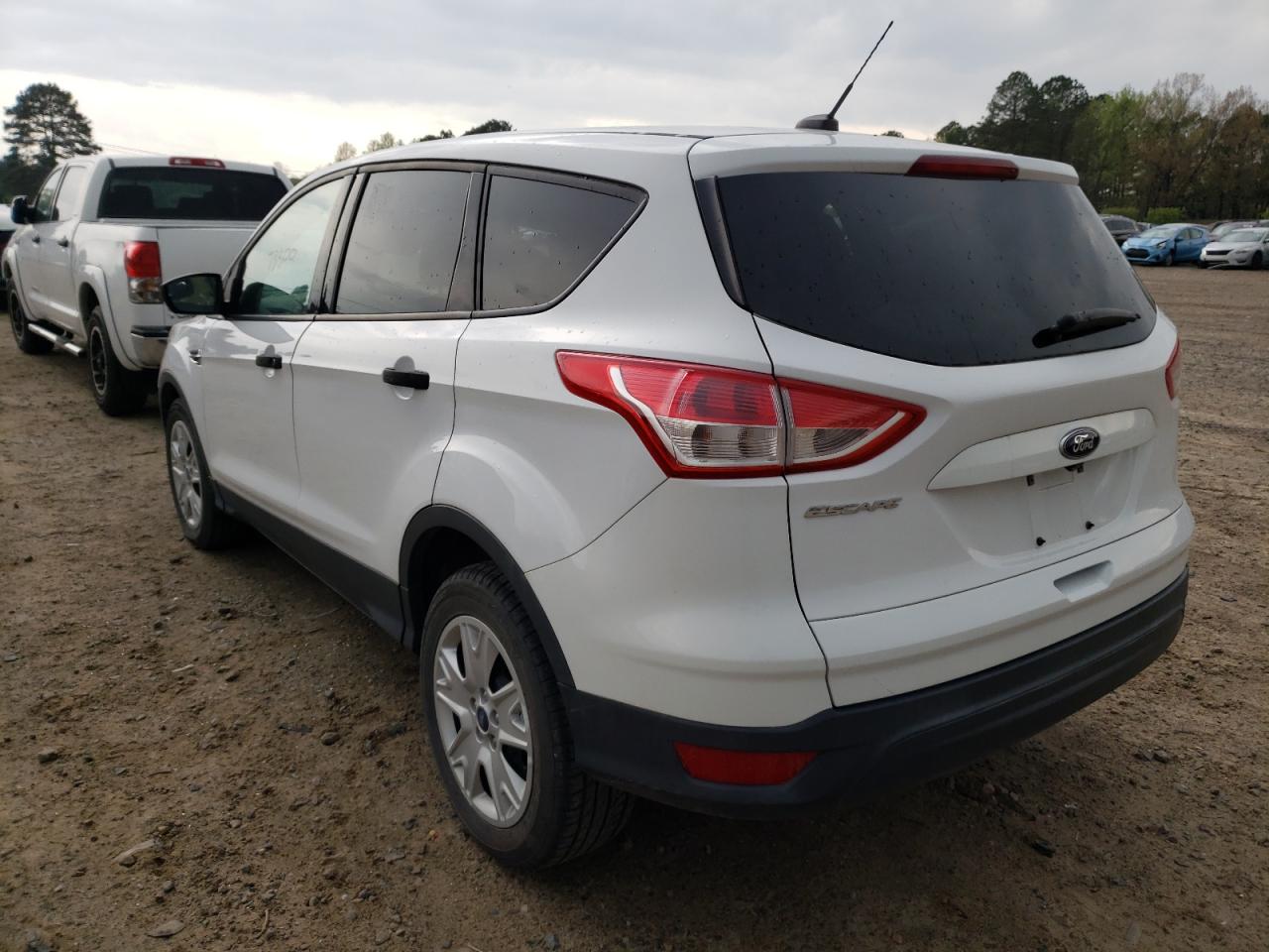 Photo 3 from auction – 2016 FORD ESCAPE S with VIN 1FMCU0F78GUC83753