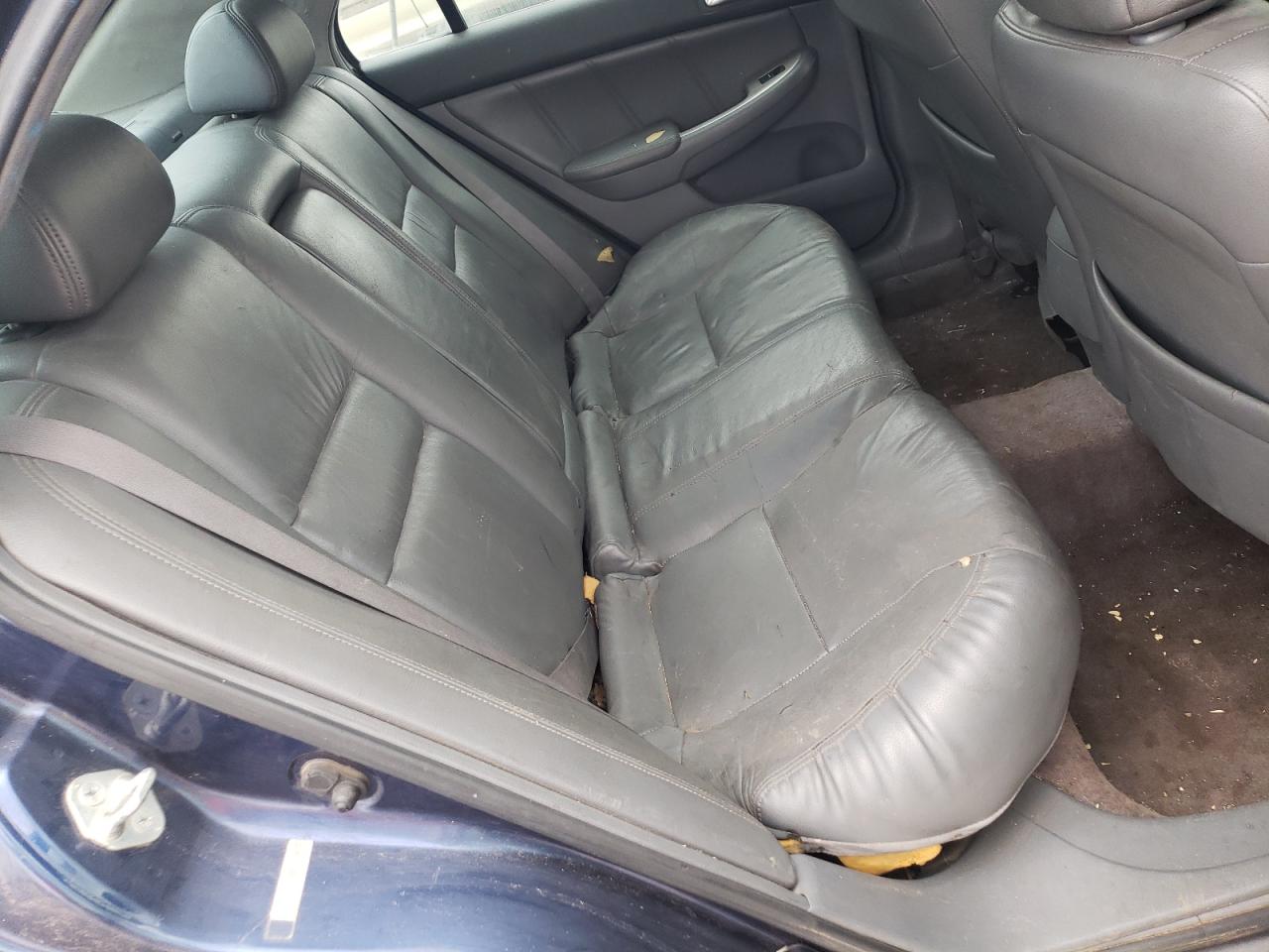 Photo 6 from auction – 2004 HONDA ACCORD with VIN JHMCM55804C034102