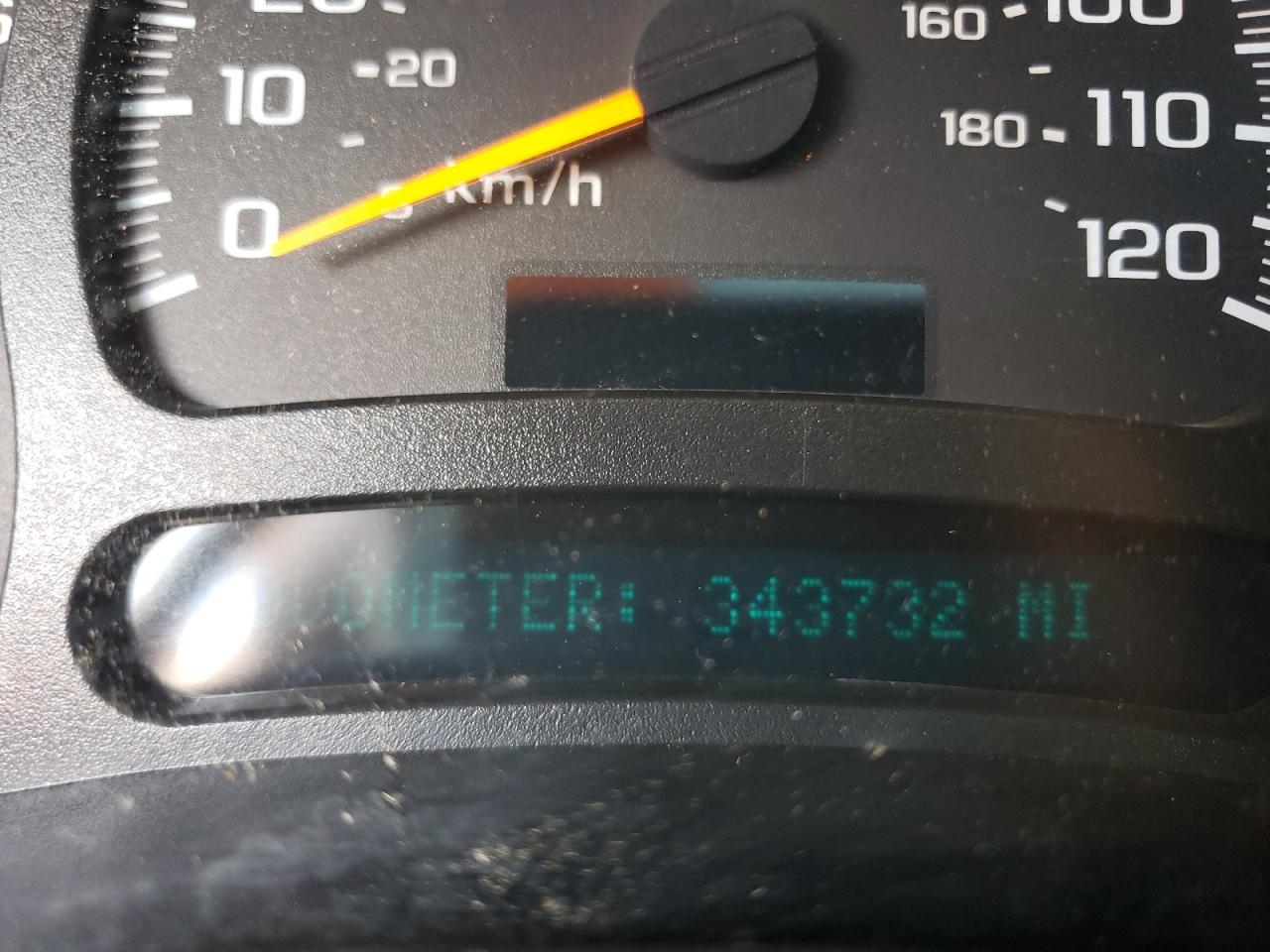 Photo 8 from auction – 2003 CHEVROLET AVALANCHE with VIN 3GNEK13TX3G117085