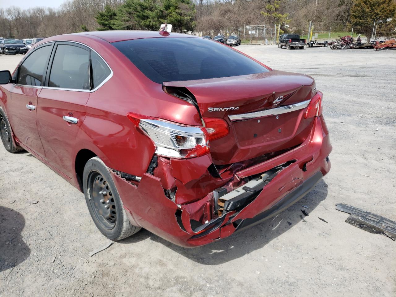 Photo 9 from auction – 2016 NISSAN SENTRA S with VIN 3N1AB7AP0GL661692