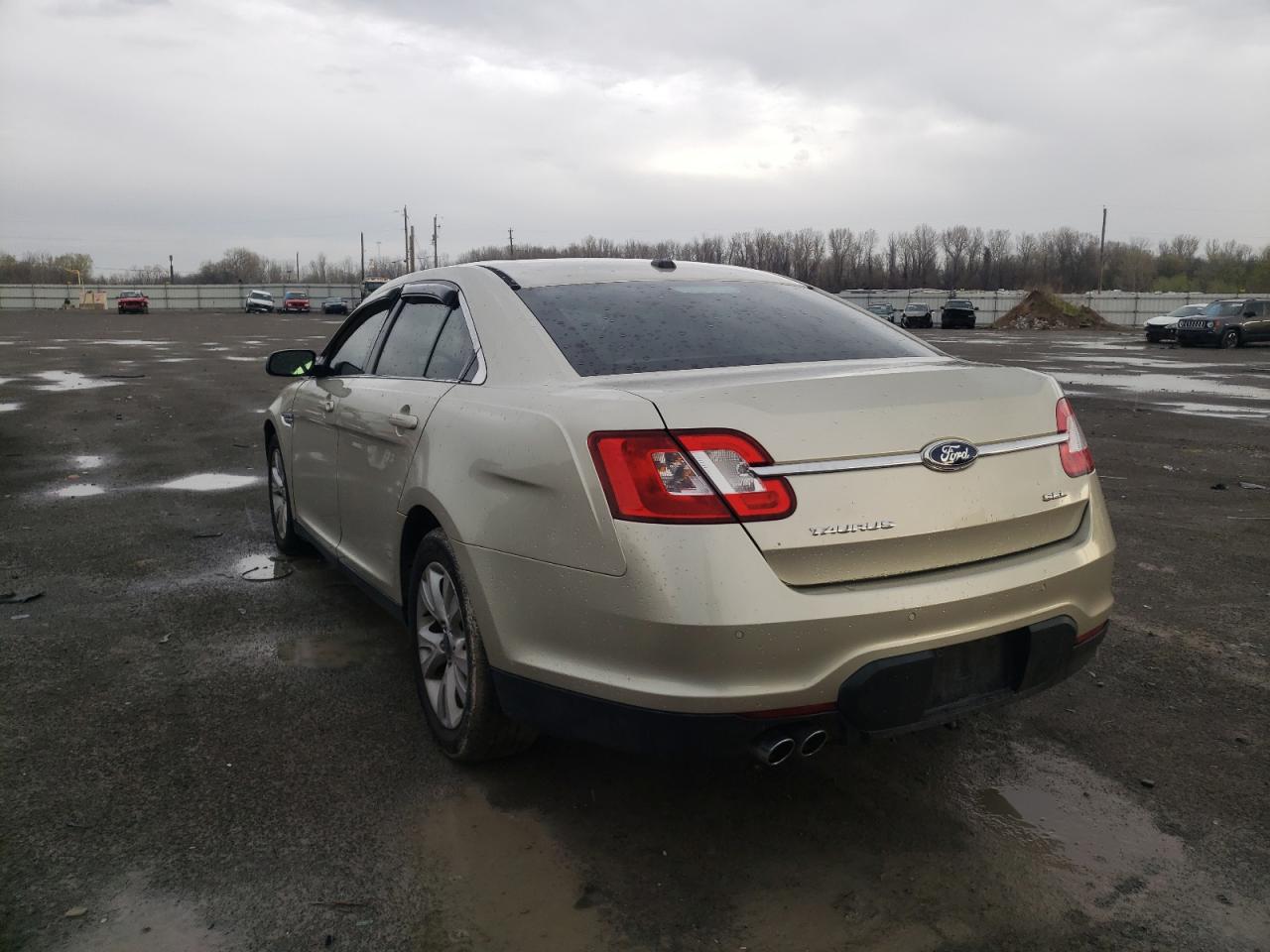 Photo 3 from auction – 2011 FORD TAURUS SEL with VIN 1FAHP2EW2BG137142