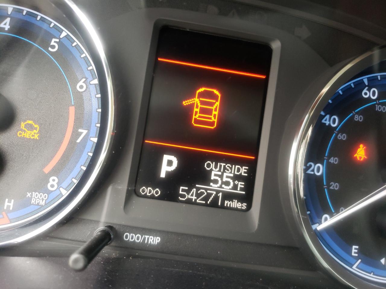 Photo 8 from auction – 2019 TOYOTA COROLLA L with VIN 2T1BURHEXKC182574