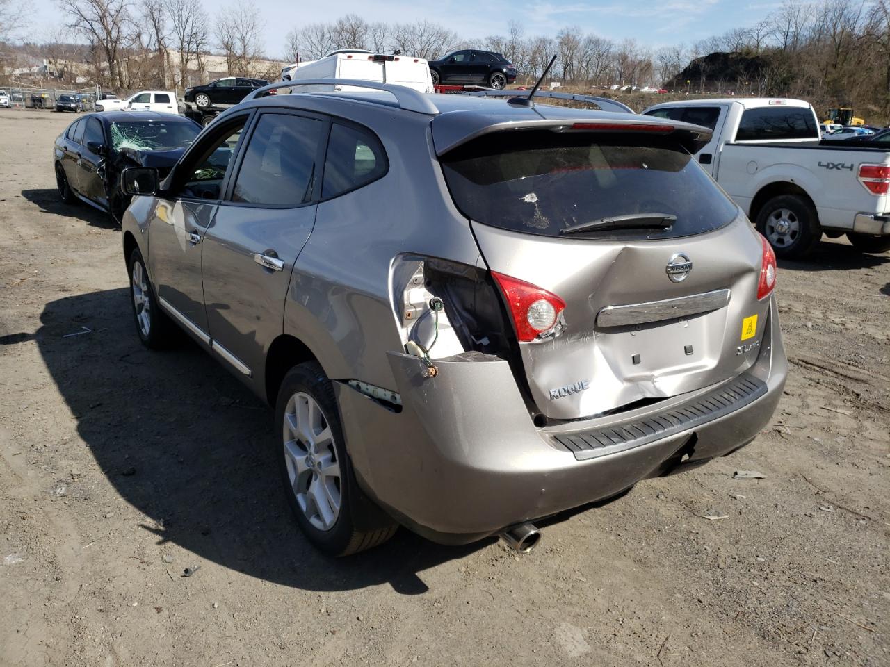 Photo 3 from auction – 2012 NISSAN ROGUE S with VIN JN8AS5MV7CW355318