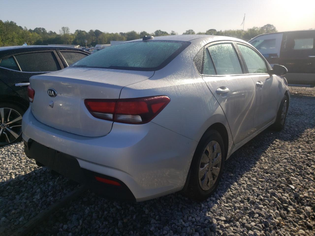 Photo 4 from auction – 2020 KIA RIO LX with VIN 3KPA24AD9LE339357