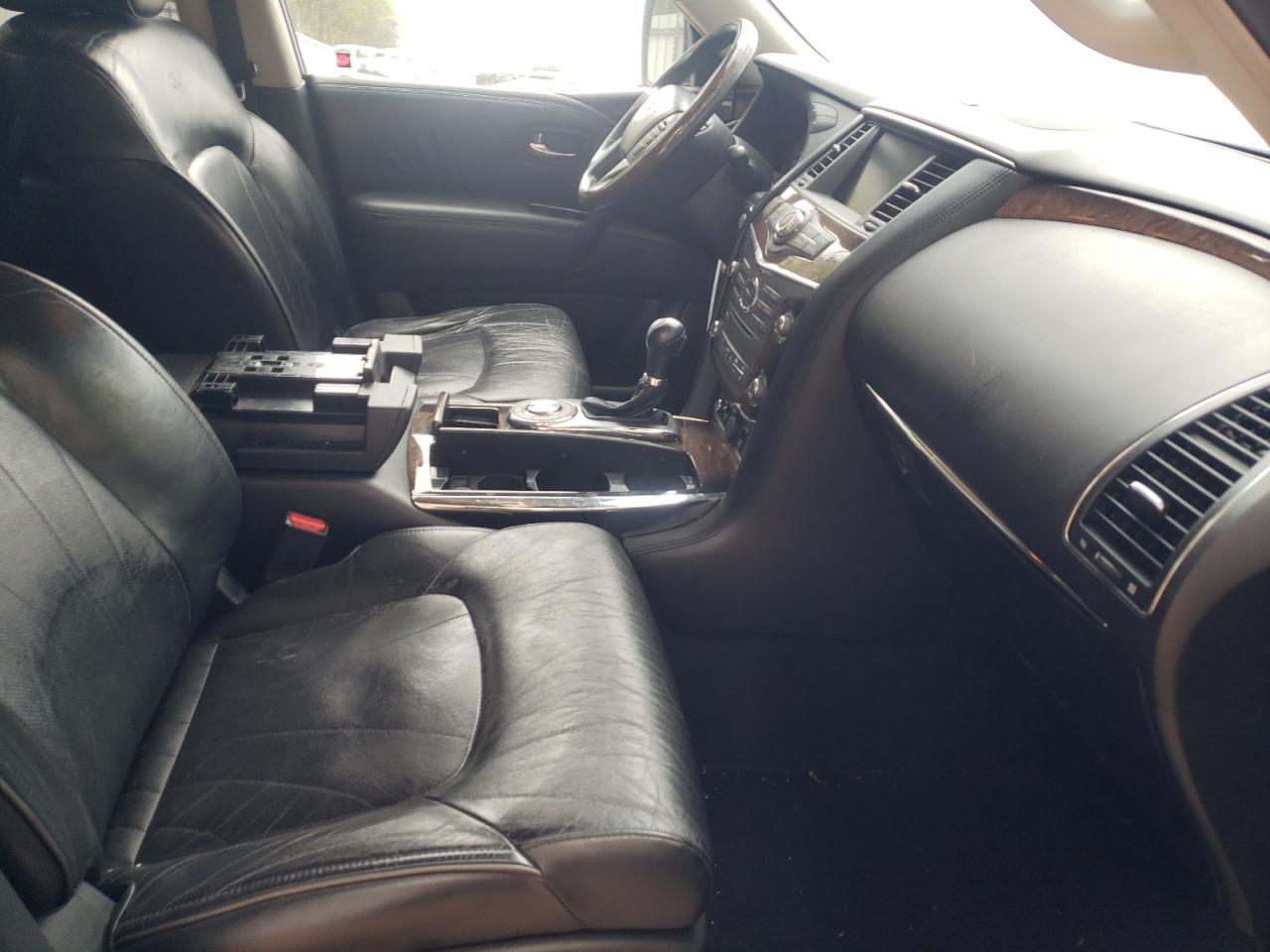 Photo 5 from auction – 2011 INFINITI QX56 with VIN JN8AZ2NF3B9500644