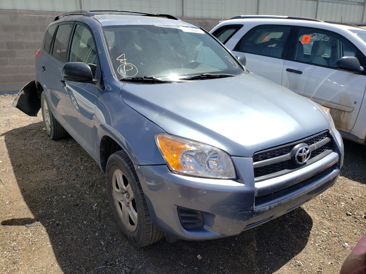 TOYOTA RAV4 2010 مع رقم تعريف المركبة JTMBF4DV4AD025532 - صورة من المزاد
