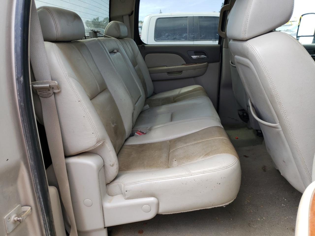 Photo 6 from auction – 2008 GMC SIERRA K25 with VIN 1GTHK23678F191854