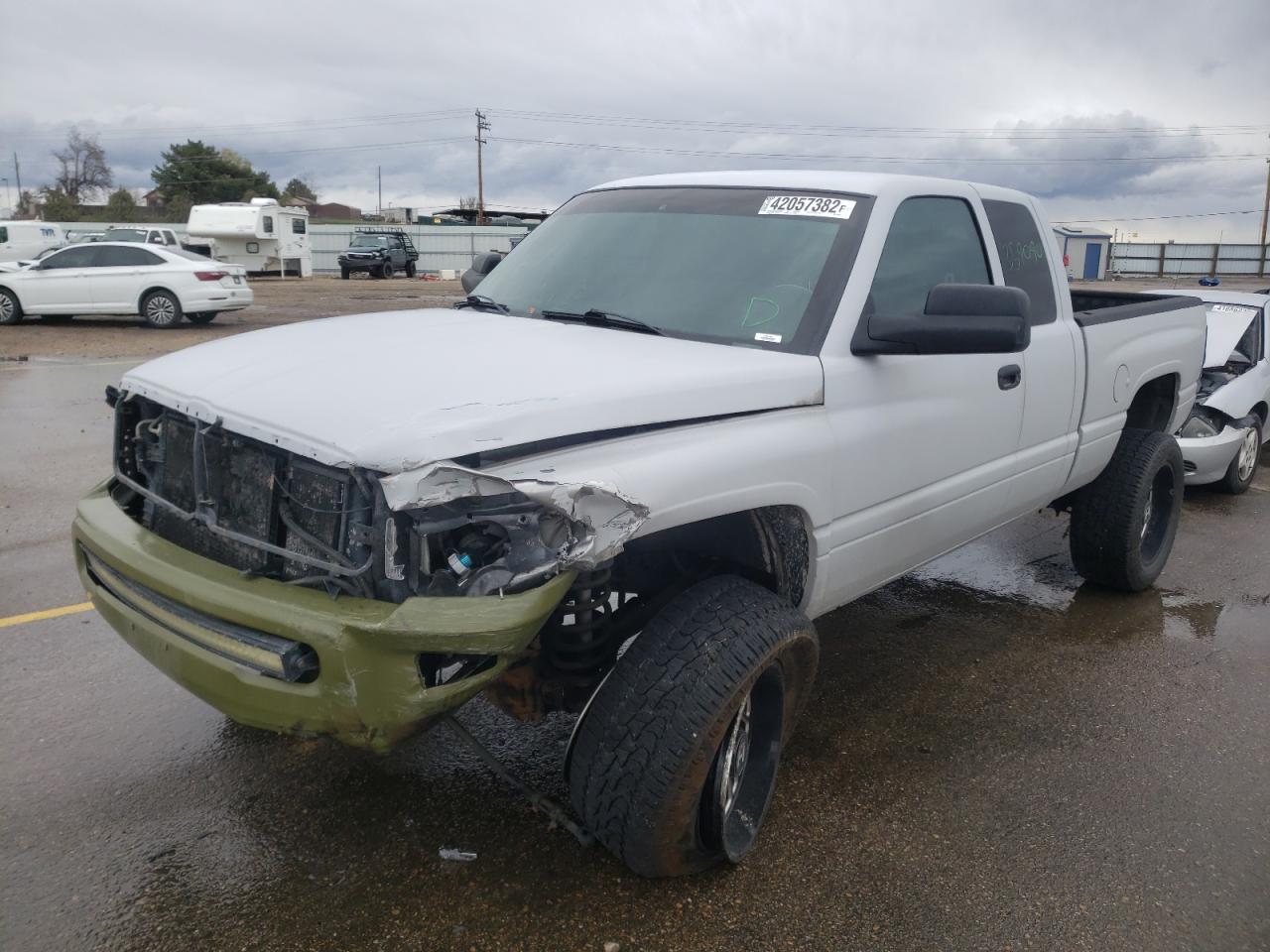 Photo 2 from auction – 2001 DODGE RAM 2500 with VIN 3B7KF23611G220120