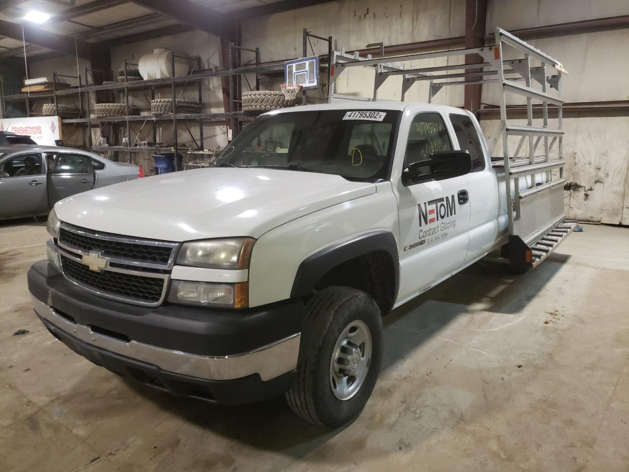 Photo 2 from auction – 2007 CHEVROLET SILVERADO with VIN 1GCHK29U57E110733