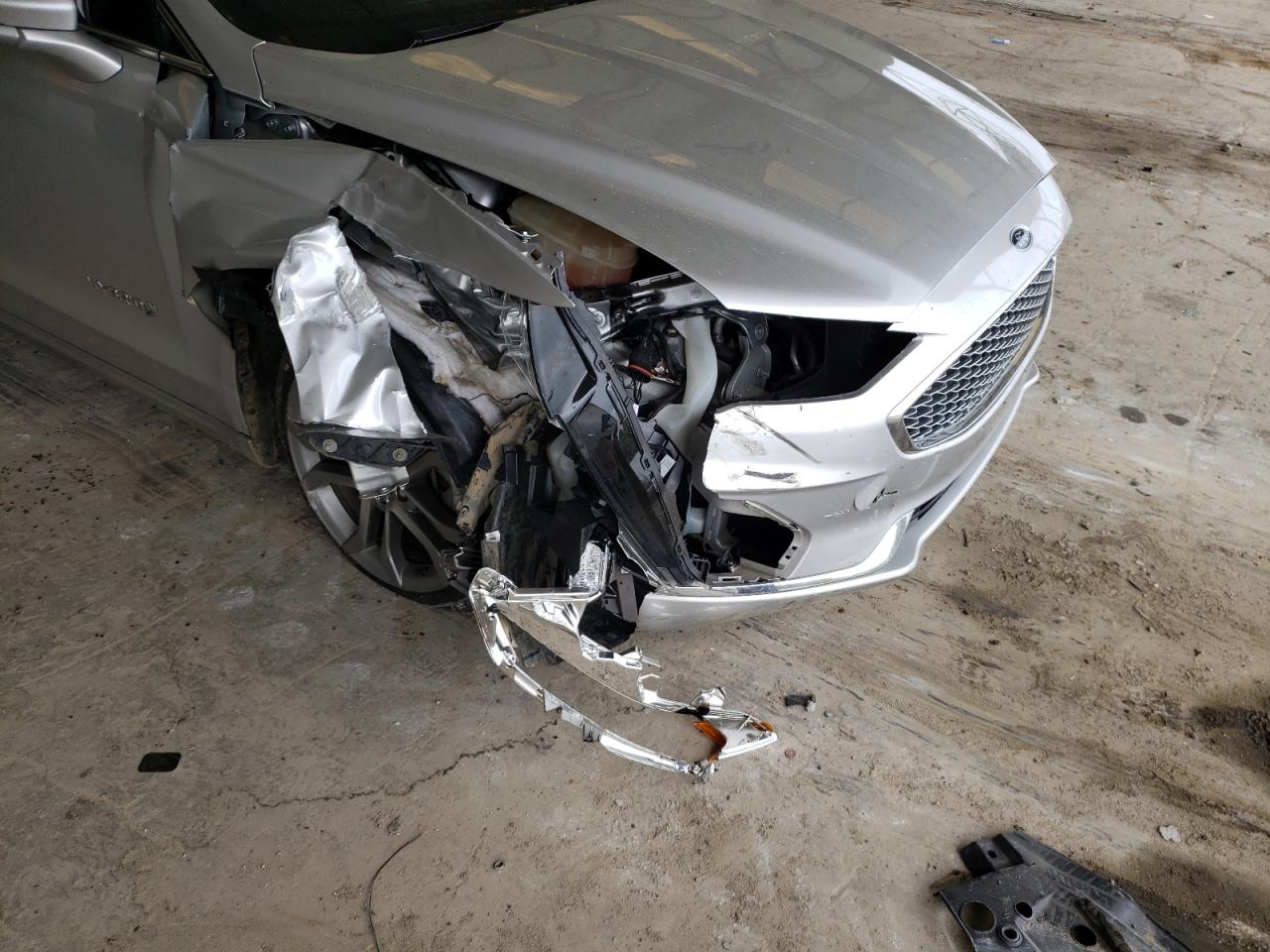 Photo 9 from auction – 2019 FORD FUSION TIT with VIN 3FA6P0RU1KR106963
