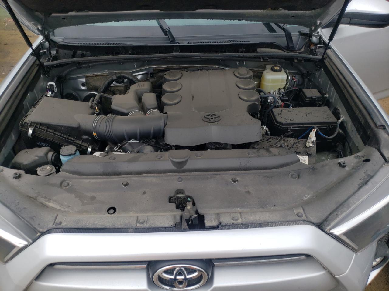 Photo 7 from auction – 2021 TOYOTA 4RUNNER SR with VIN JTEMU5JR2M5911421