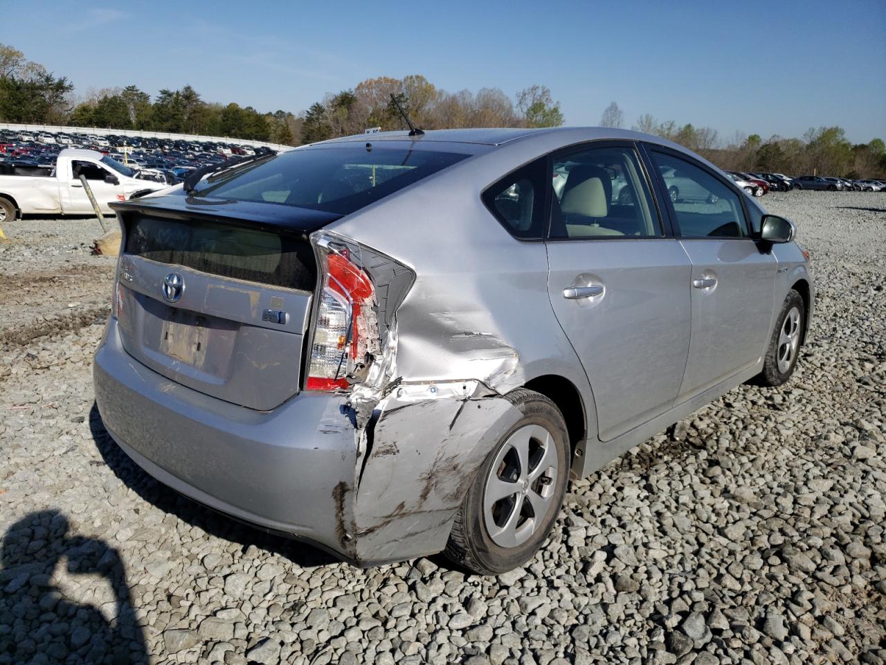 Photo 4 from auction – 2013 TOYOTA PRIUS with VIN JTDKN3DU8D5686726