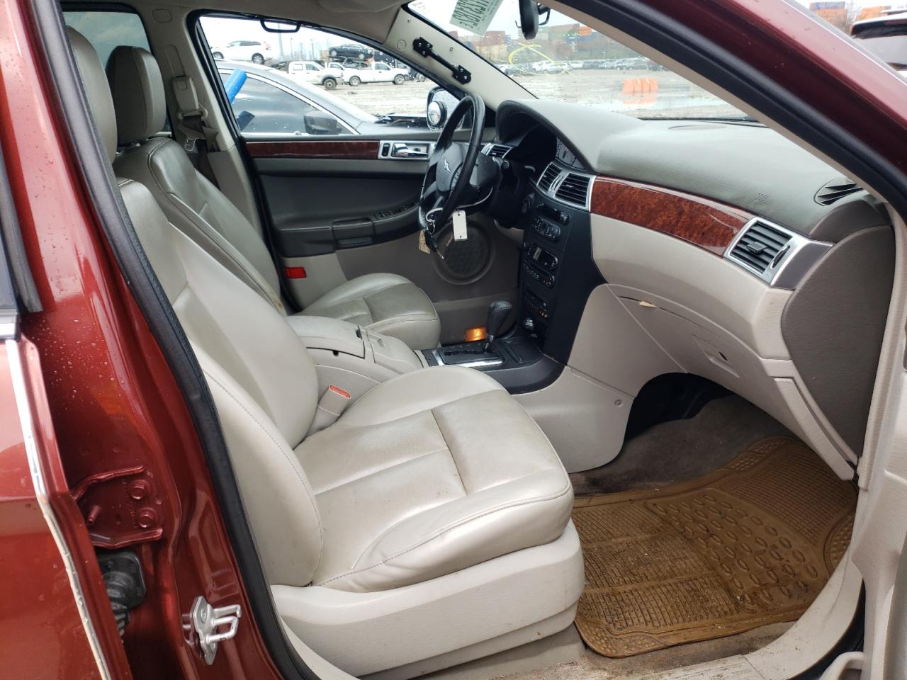 Photo 5 from auction – 2007 CHRYSLER PACIFICA T with VIN 2A8GF68X47R320500