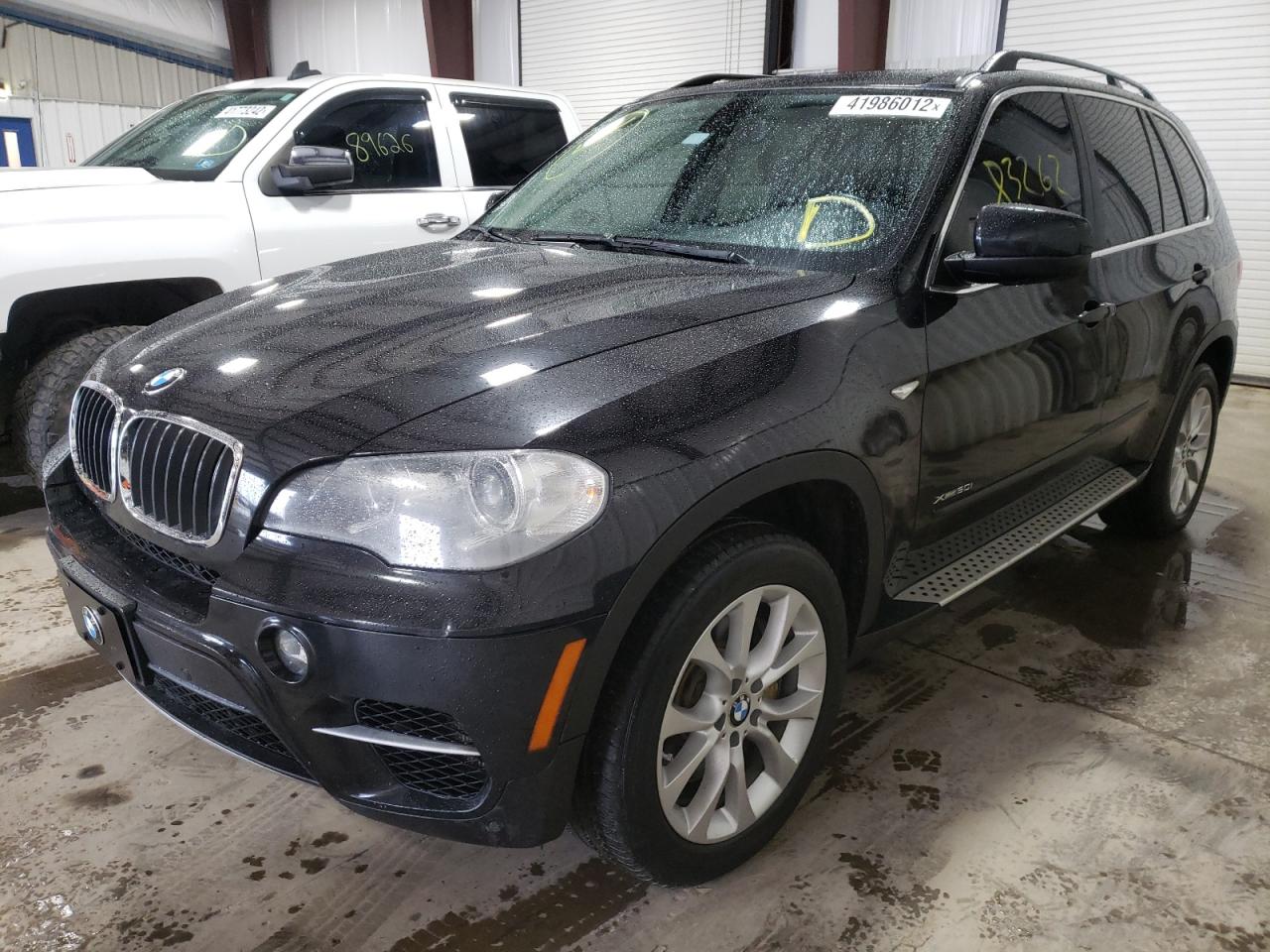Photo 2 from auction – 2012 BMW X5 XDRIVE5 with VIN 5UXZV8C59CL423840