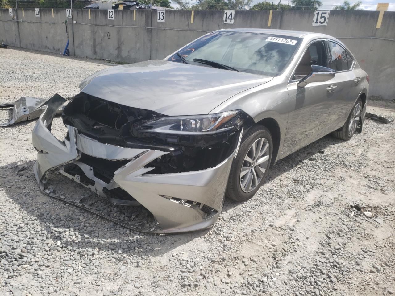 Photo 2 from auction – 2020 LEXUS ES 350 BAS with VIN 58ACZ1B13LU059589