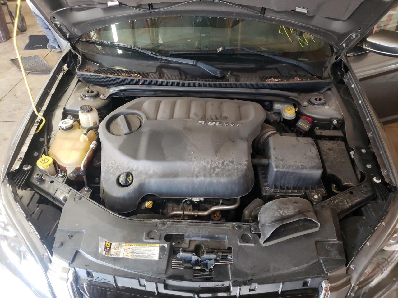 Photo 7 from auction – 2013 CHRYSLER 200 TOURIN with VIN 1C3CCBBG1DN723413