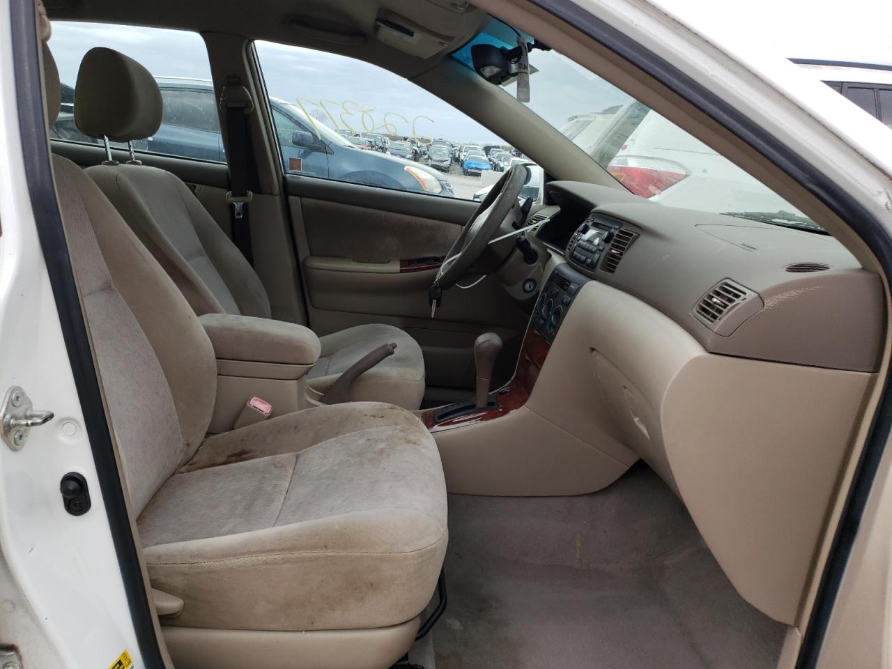 Photo 5 from auction – 2005 TOYOTA COROLLA with VIN 1NXBR30E35Z372861