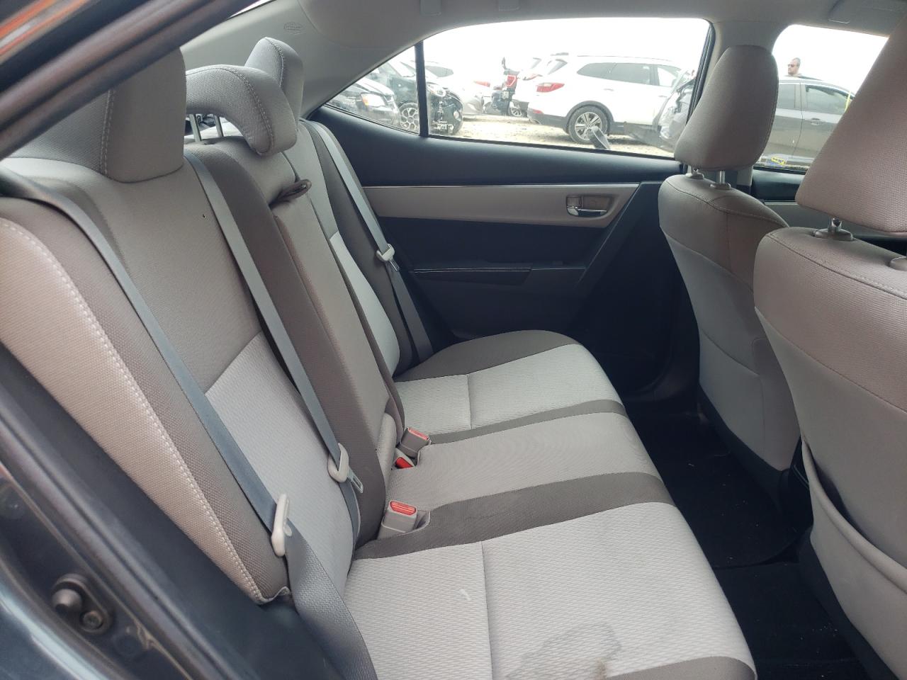 Photo 6 from auction – 2018 TOYOTA COROLLA L with VIN 2T1BURHE1JC010321