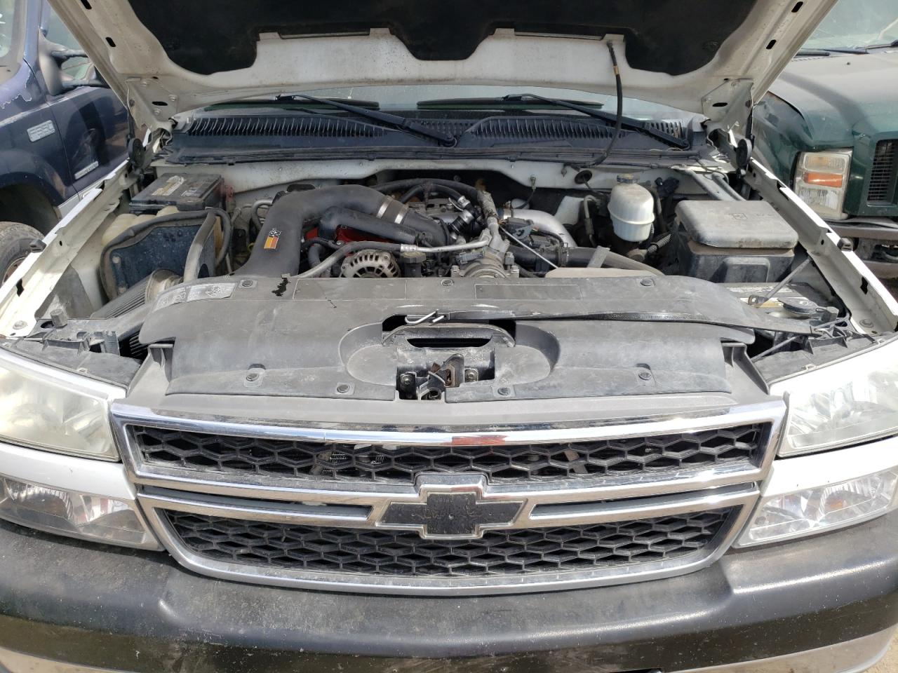 Photo 11 from auction – 2005 CHEVROLET SILVERADO with VIN 1GCHK23285F852140