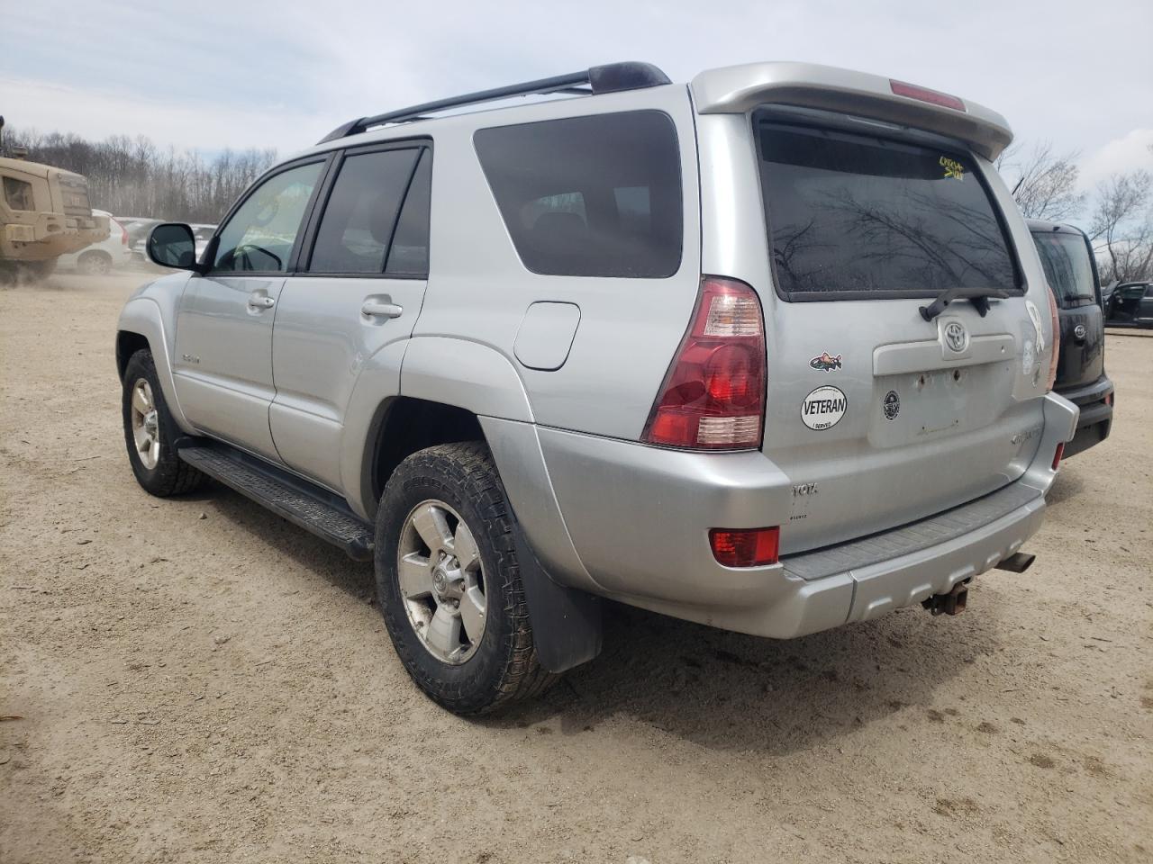Photo 3 from auction – 2003 TOYOTA 4RUNNER SR with VIN JTEBU14R030018669