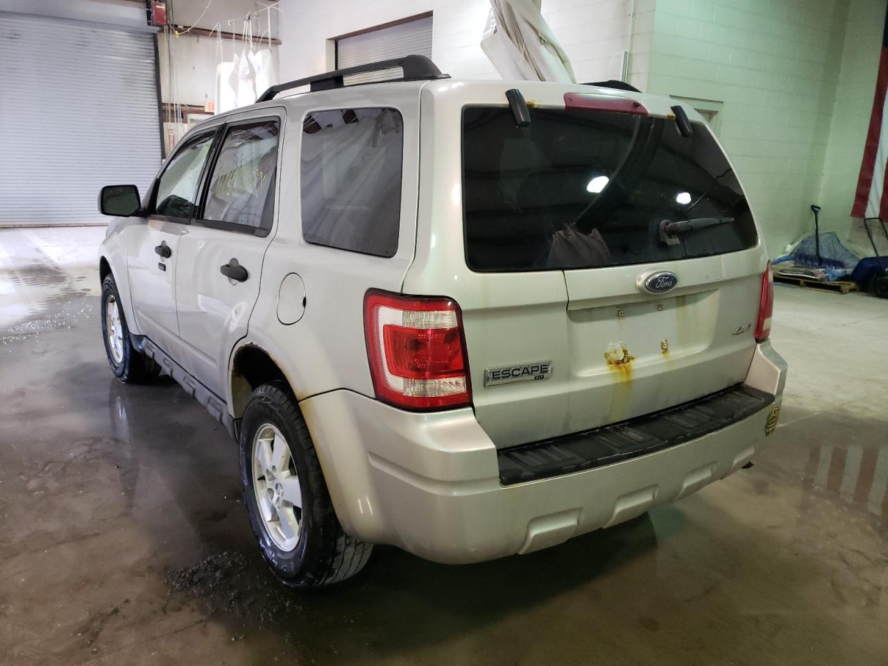 Photo 3 from auction – 2009 FORD ESCAPE XLT with VIN 1FMCU93GX9KB20092