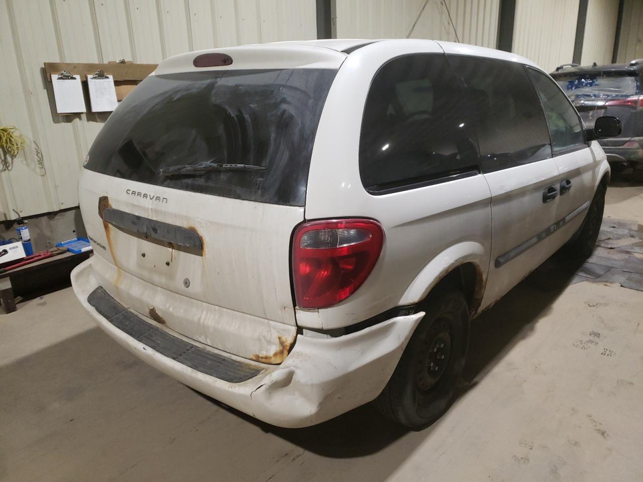 Photo 4 from auction – 2005 DODGE CARAVAN SE with VIN 1D4GP25RX5B401275