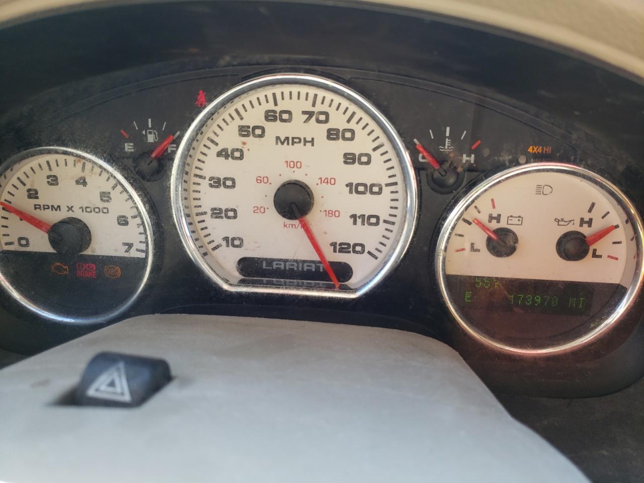 Photo 8 from auction – 2004 FORD F150 with VIN 1FTPX14504NC40860