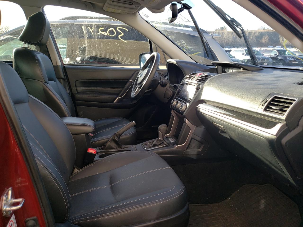 Photo 5 from auction – 2018 SUBARU FORESTER 2 with VIN JF2SJAWC8JH452957
