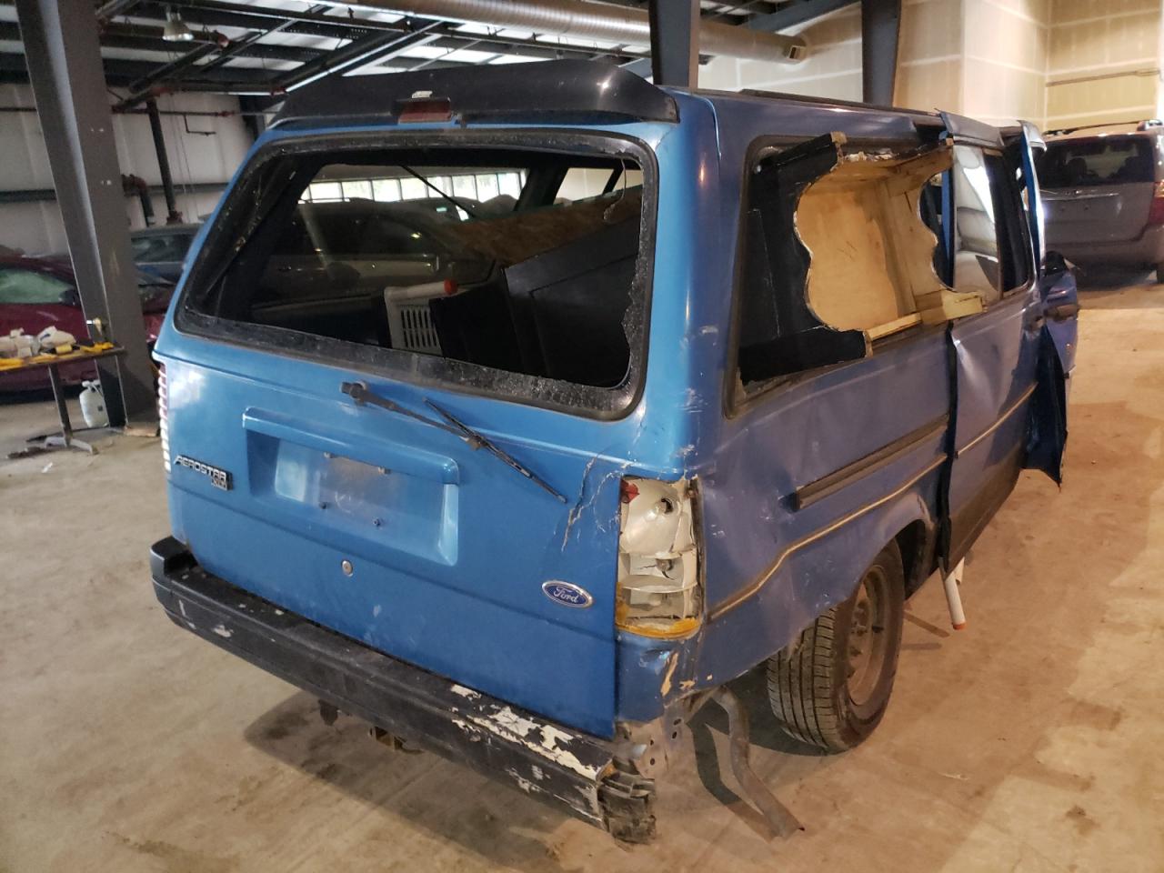 Photo 4 from auction – 1996 FORD AEROSTAR with VIN 1FMDA41X6TZA34537