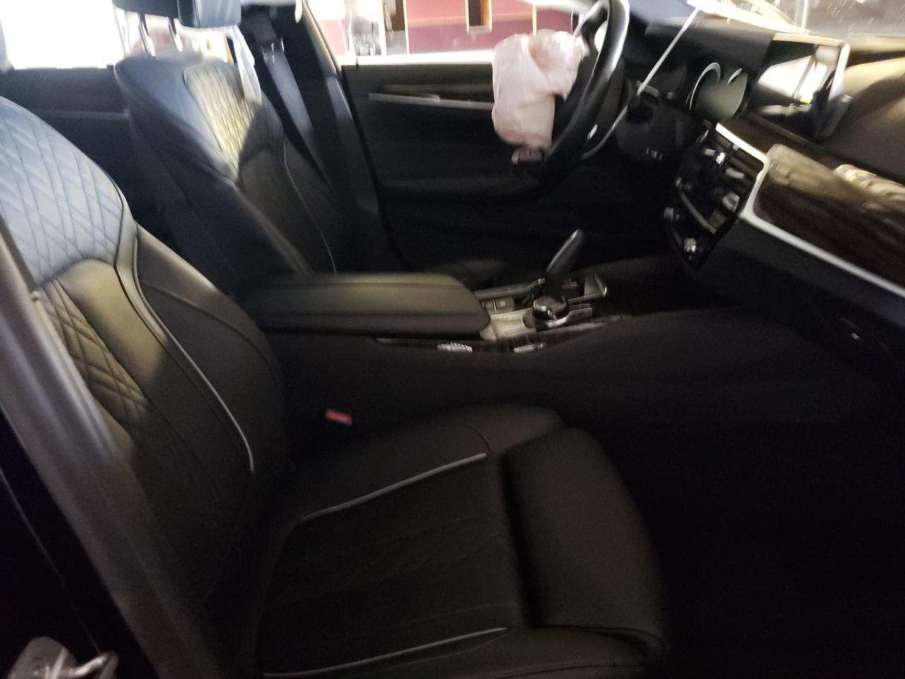 Photo 5 from auction – 2018 BMW M550XI with VIN WBAJB9C5XJB286274