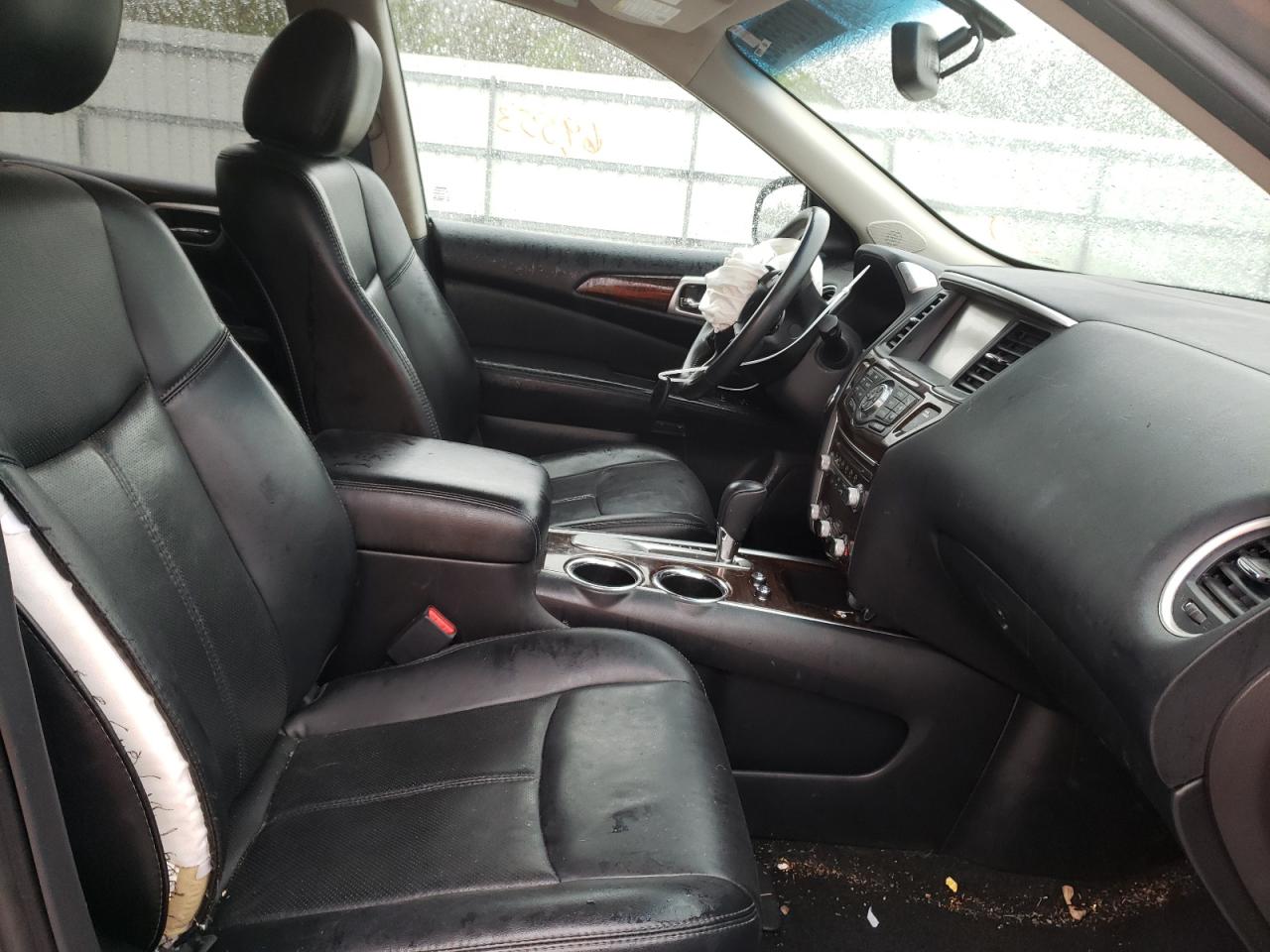 Photo 5 from auction – 2015 NISSAN PATHFINDER with VIN 5N1AR2MN9FC689339
