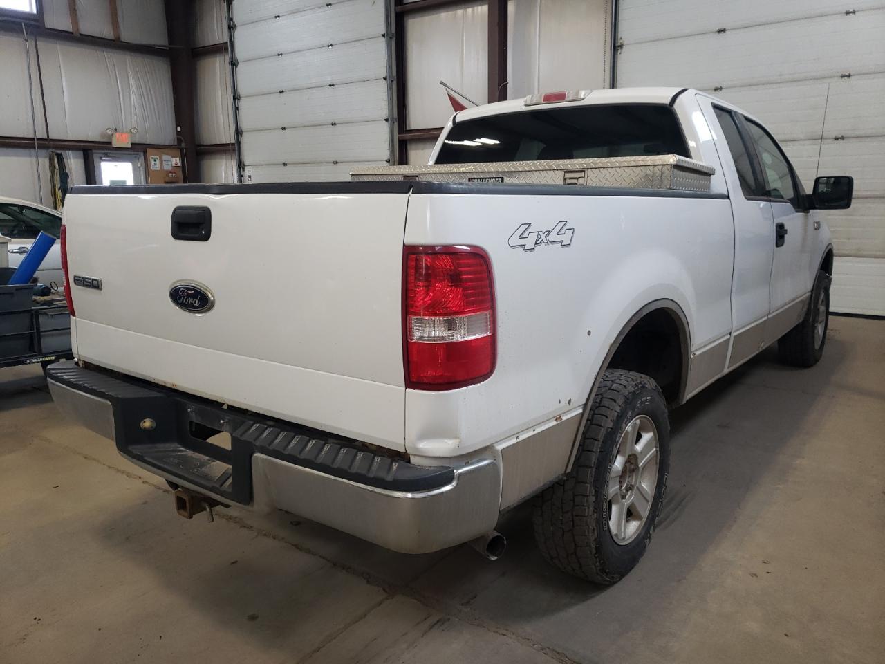 Foto 4 de la subasta – 2004 FORD F150 con VIN 1FTPX14554NC07062