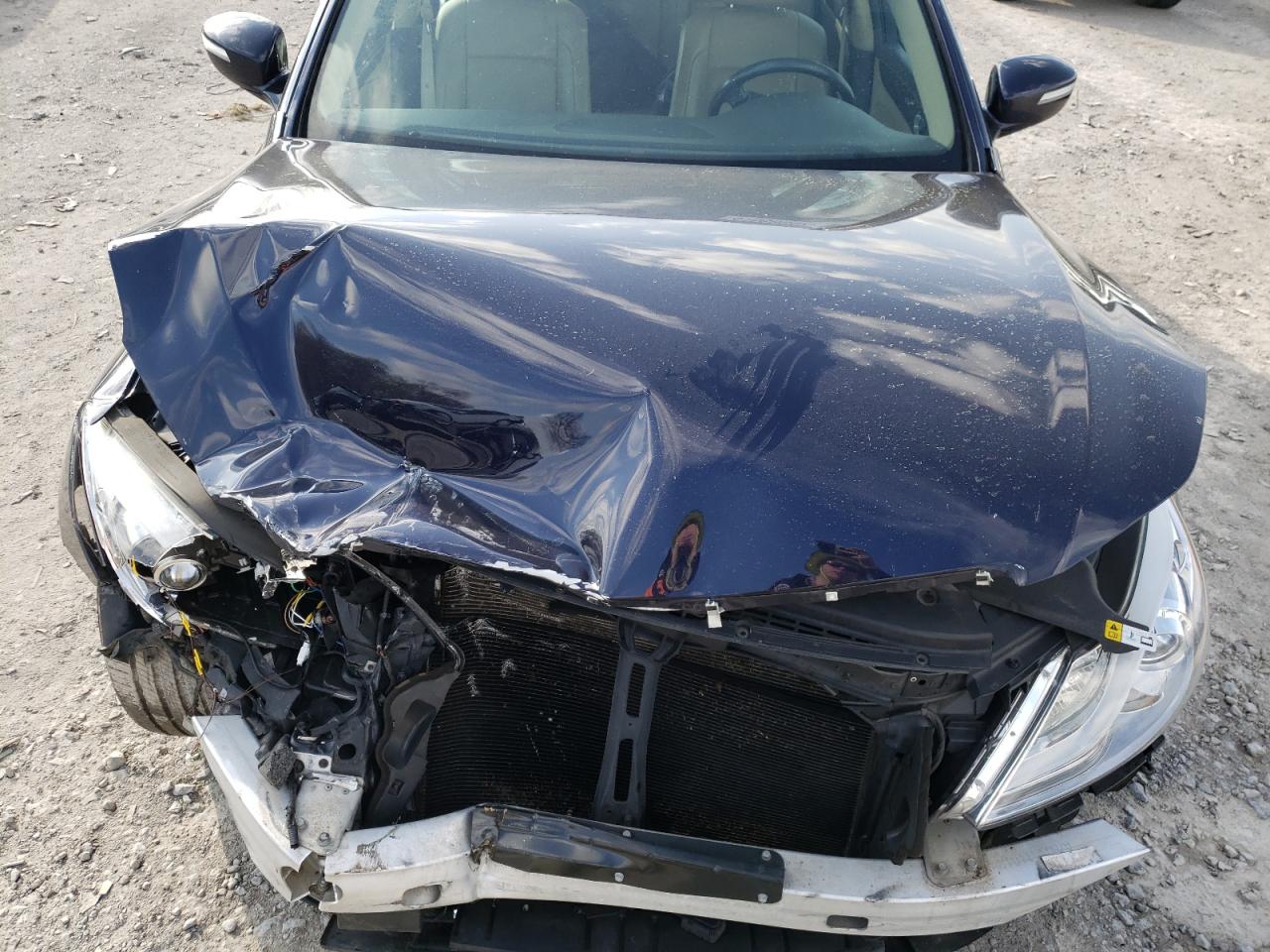Photo 7 from auction – 2012 HYUNDAI GENESIS 3. with VIN KMHGC4DD7CU159343