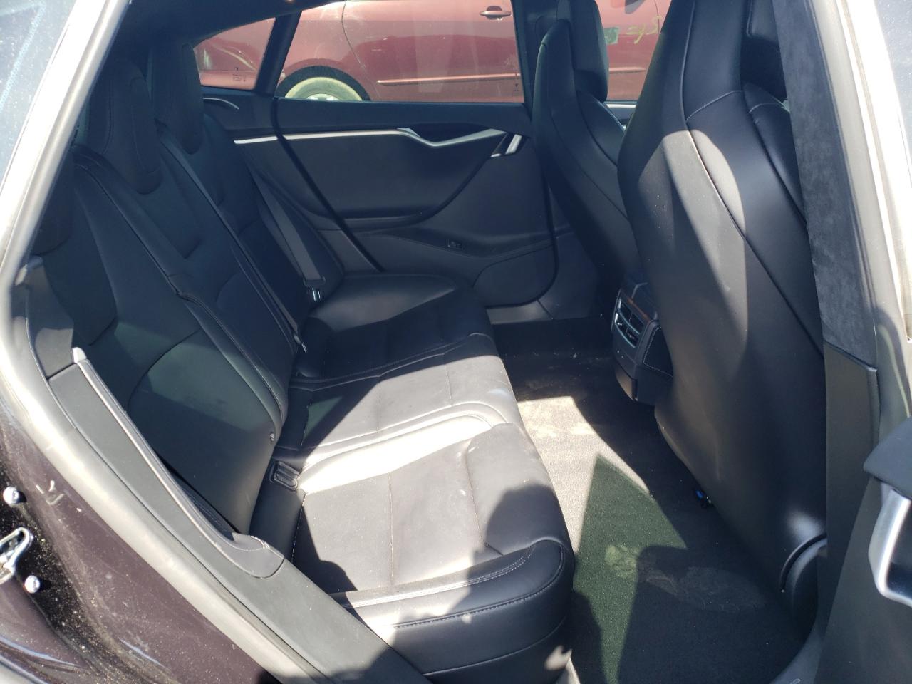 Photo 6 from auction – 2017 TESLA MODEL S with VIN 5YJSA1E16HF220169