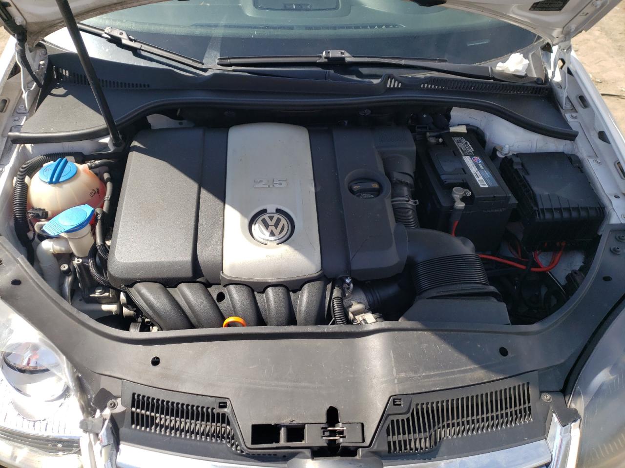Photo 7 from auction – 2009 VOLKSWAGEN JETTA SE with VIN 3VWRM71K59M091925