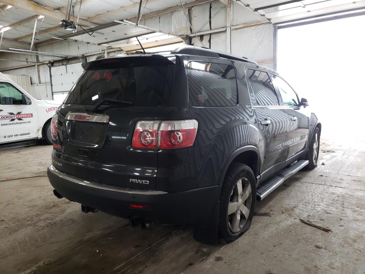 Photo 4 from auction – 2009 GMC ACADIA SLT with VIN 1GKEV33D29J105836