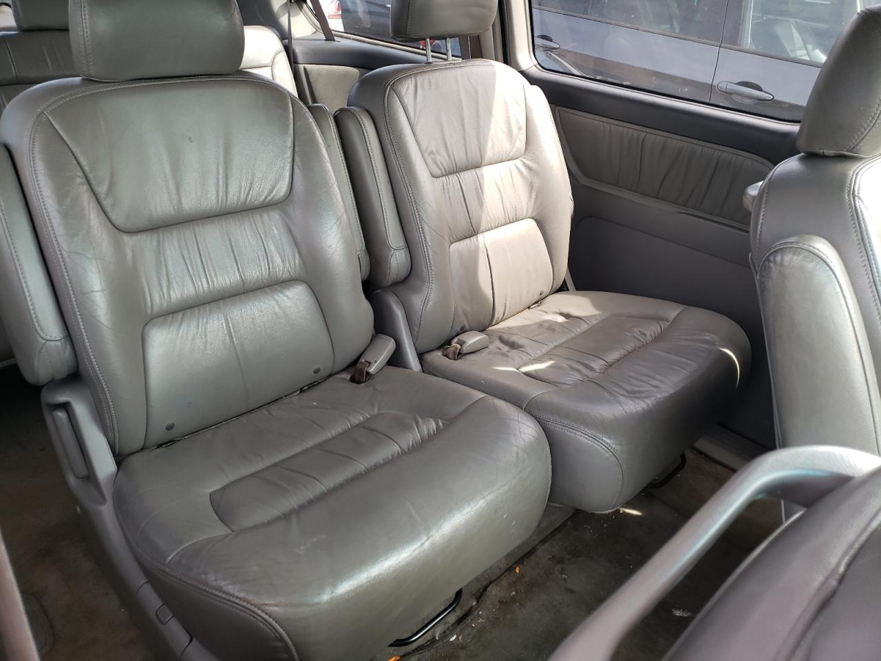 Photo 6 from auction – 2003 HONDA ODYSSEY EX with VIN 5FNRL18943B112622