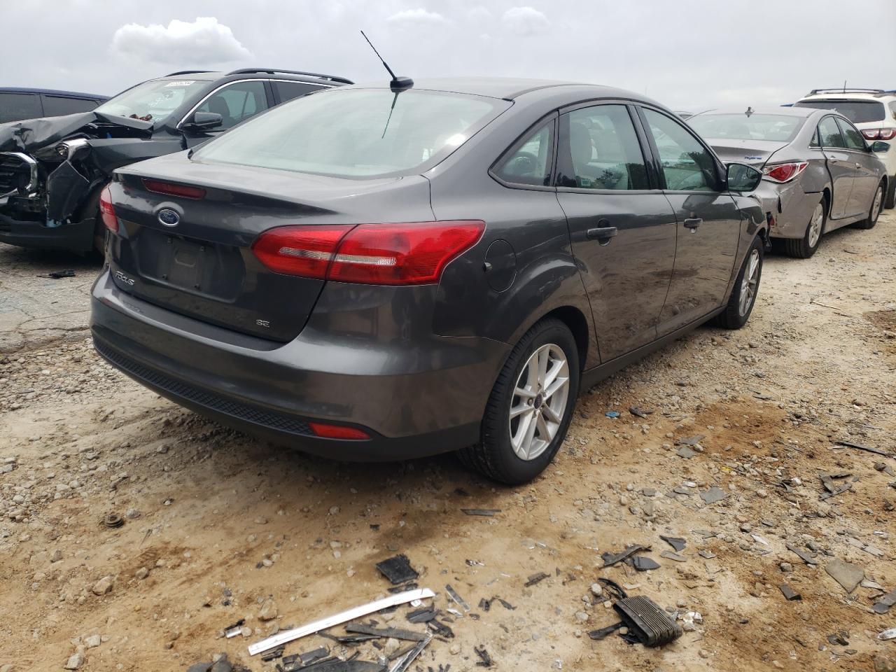 صورة رقم 4 من المزاد - 2018 FORD FOCUS SE مع VIN 1FADP3F29JL316770