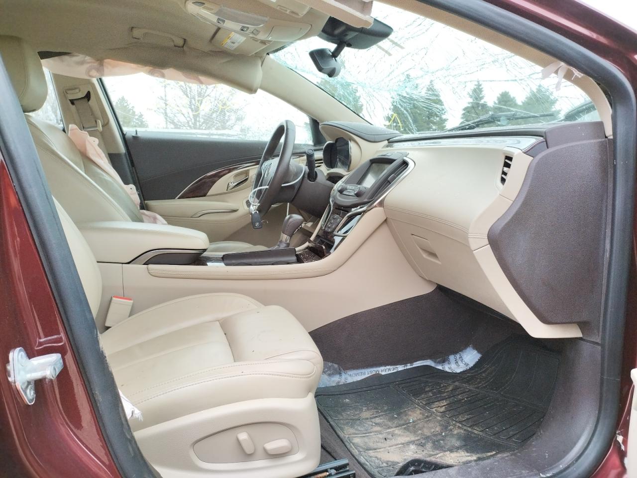 Photo 5 from auction – 2015 BUICK LACROSSE with VIN 1G4GB5G37FF139971