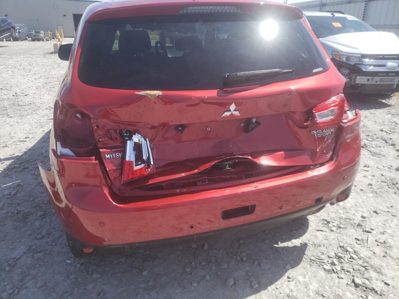 Photo 9 from auction – 2014 MITSUBISHI OUTLANDER with VIN 4A4AR4AU6EE018752