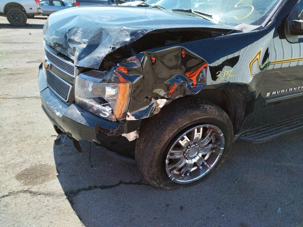 Photo 9 from auction – 2008 CHEVROLET AVALANCHE with VIN 3GNEC12J48G306240