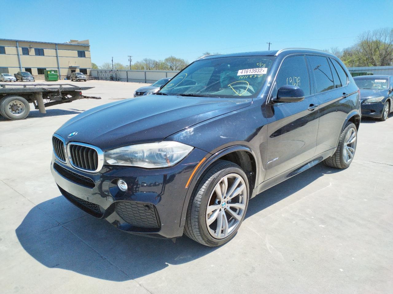 Photo 2 from auction – 2015 BMW X5 XDRIVE3 with VIN 5UXKS4C53F0N11937