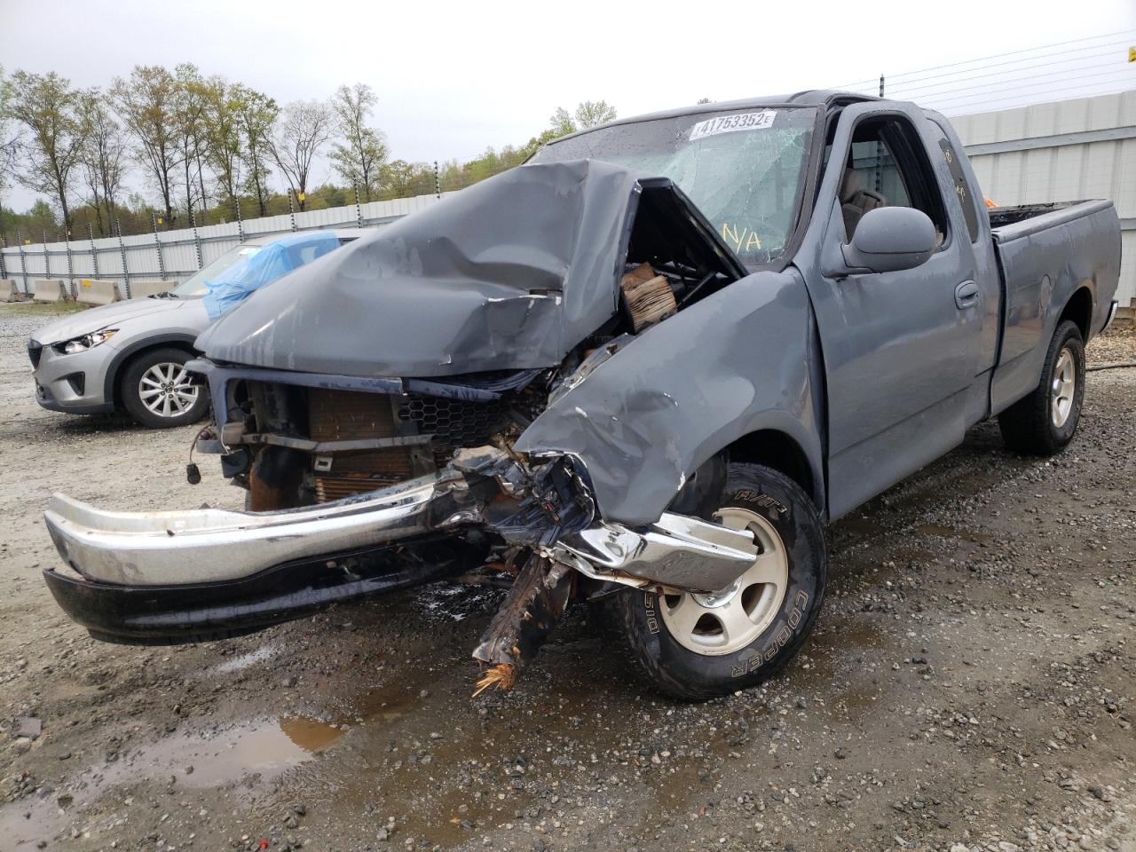 Foto 2 de la subasta – 2002 FORD F150 con VIN 1FTRX17W52NA63202